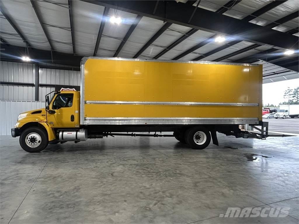 International MV 貨箱式卡車