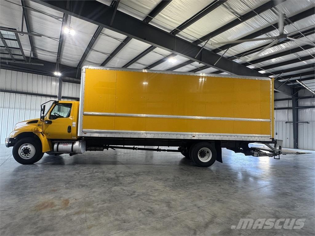International MV607 貨箱式卡車
