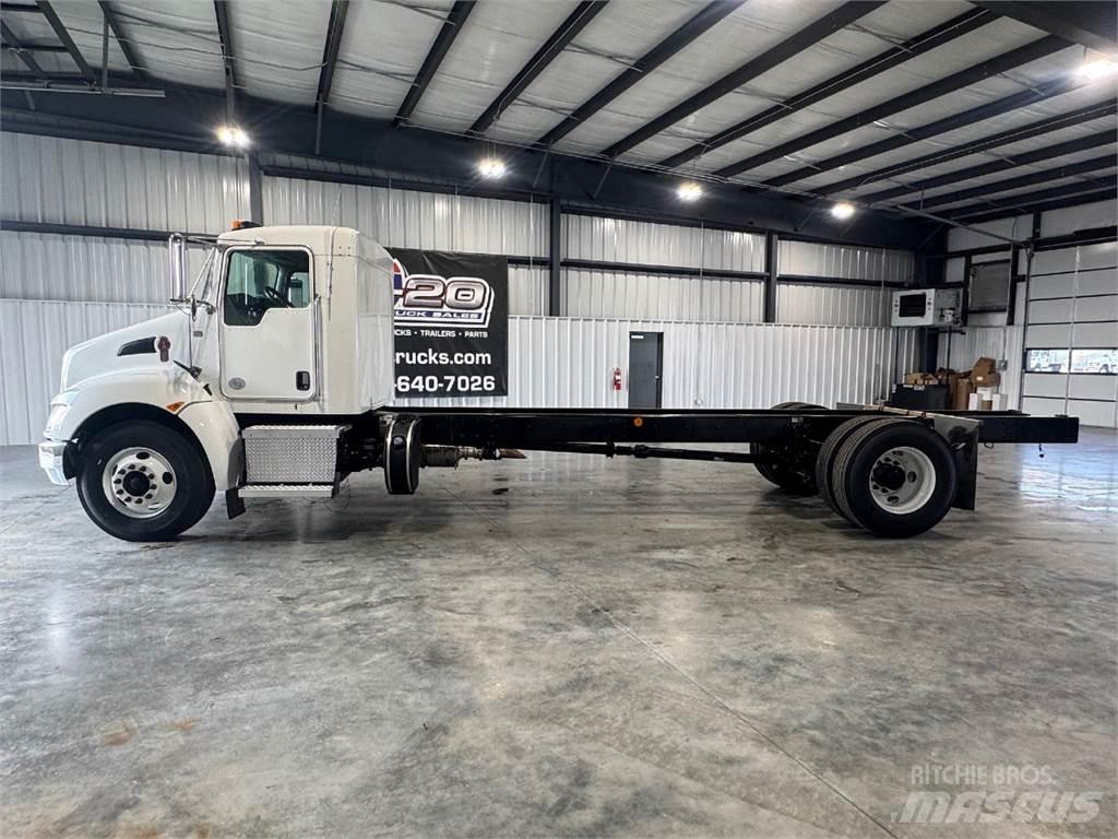 Kenworth T270 商用底盤車