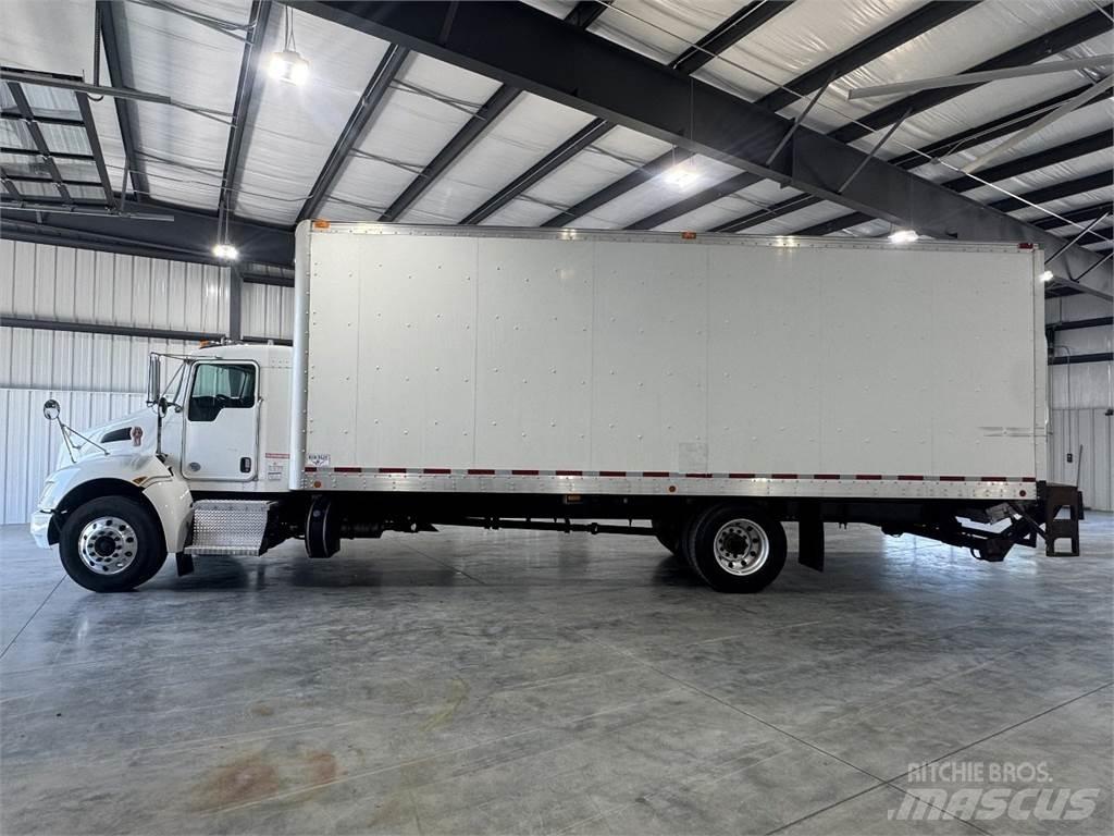 Kenworth T270 貨箱式卡車