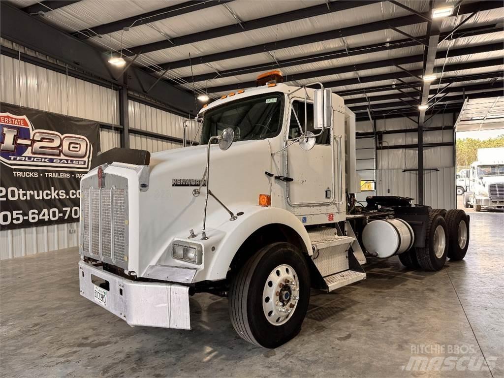 Kenworth T800 曳引機組件