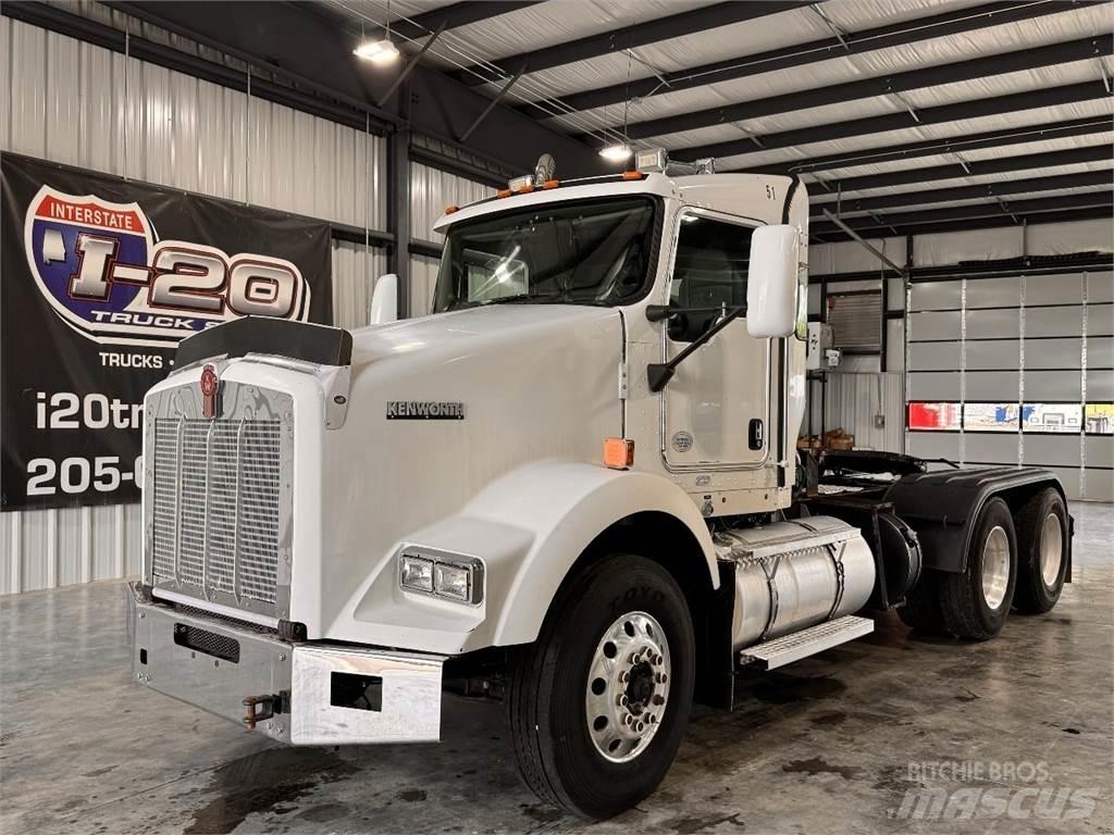 Kenworth T800 曳引機組件