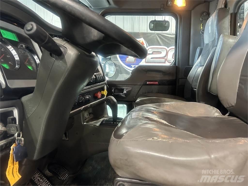 Kenworth T800 曳引機組件