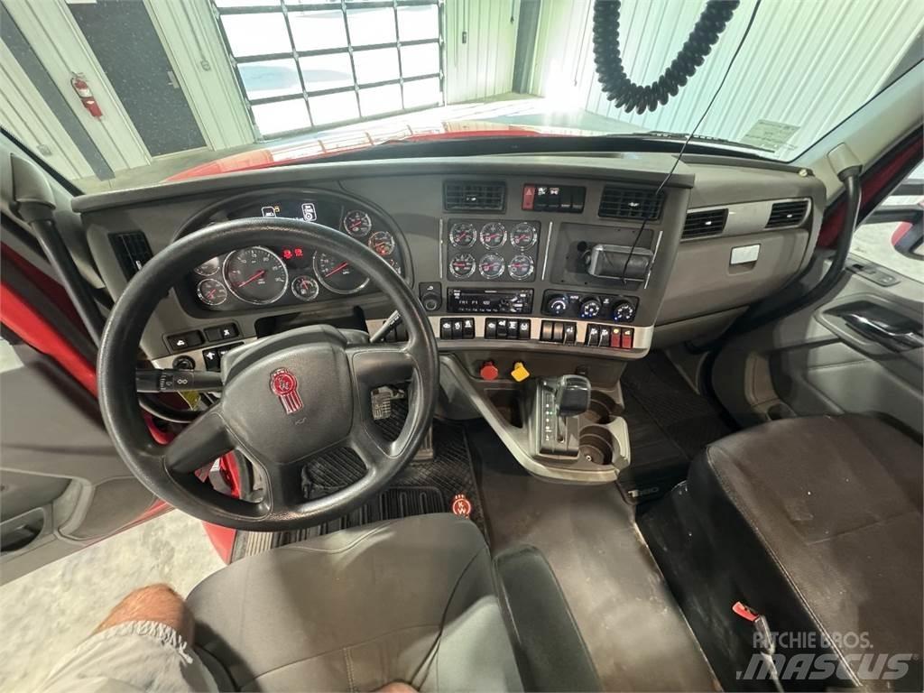 Kenworth T880 曳引機組件