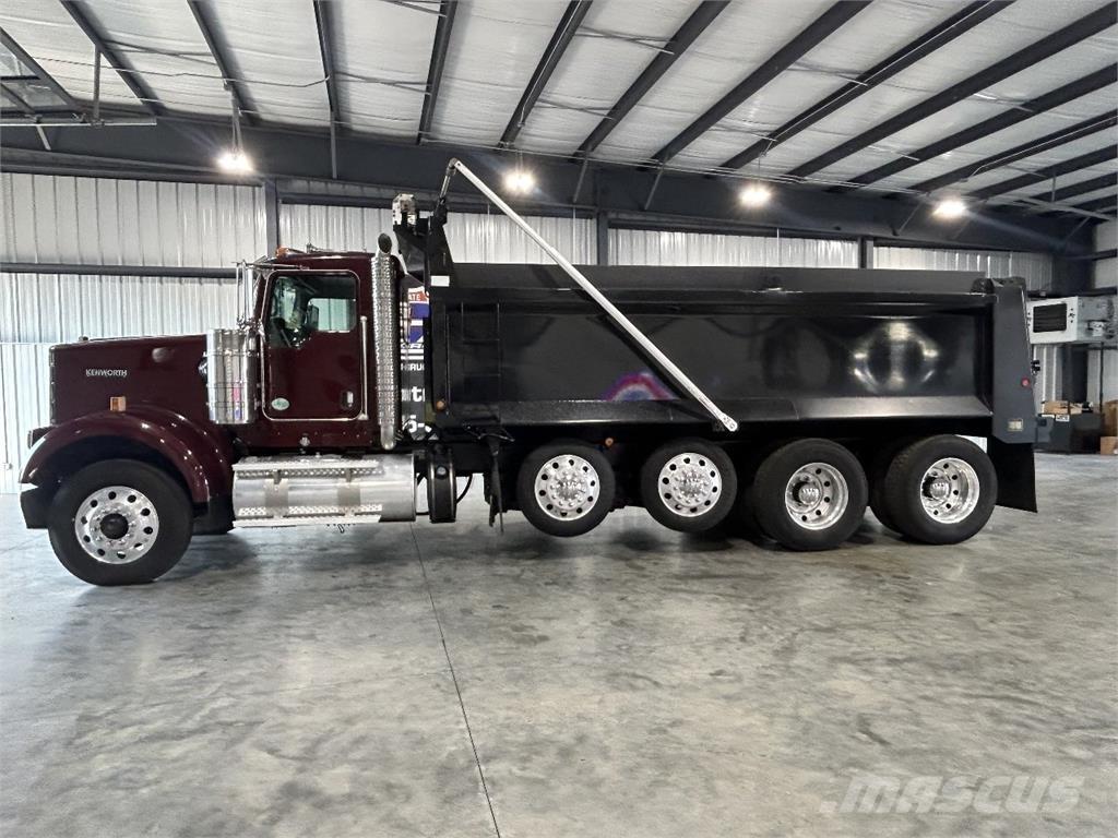 Kenworth W900B 傾卸式卡車