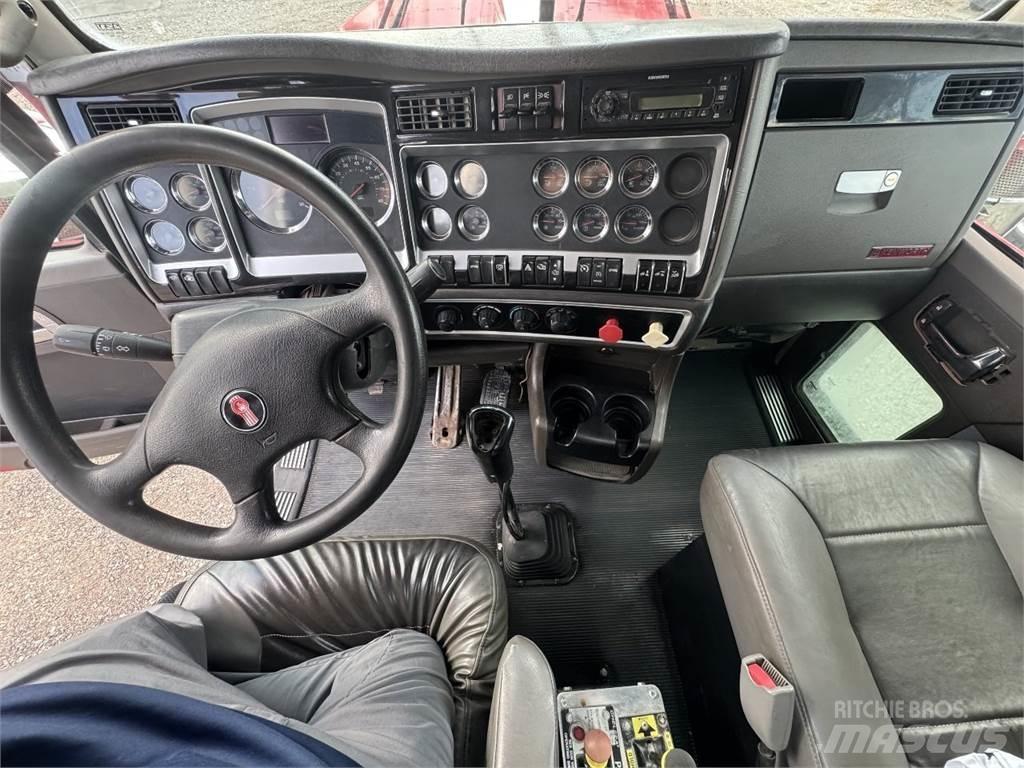 Kenworth W900L 曳引機組件