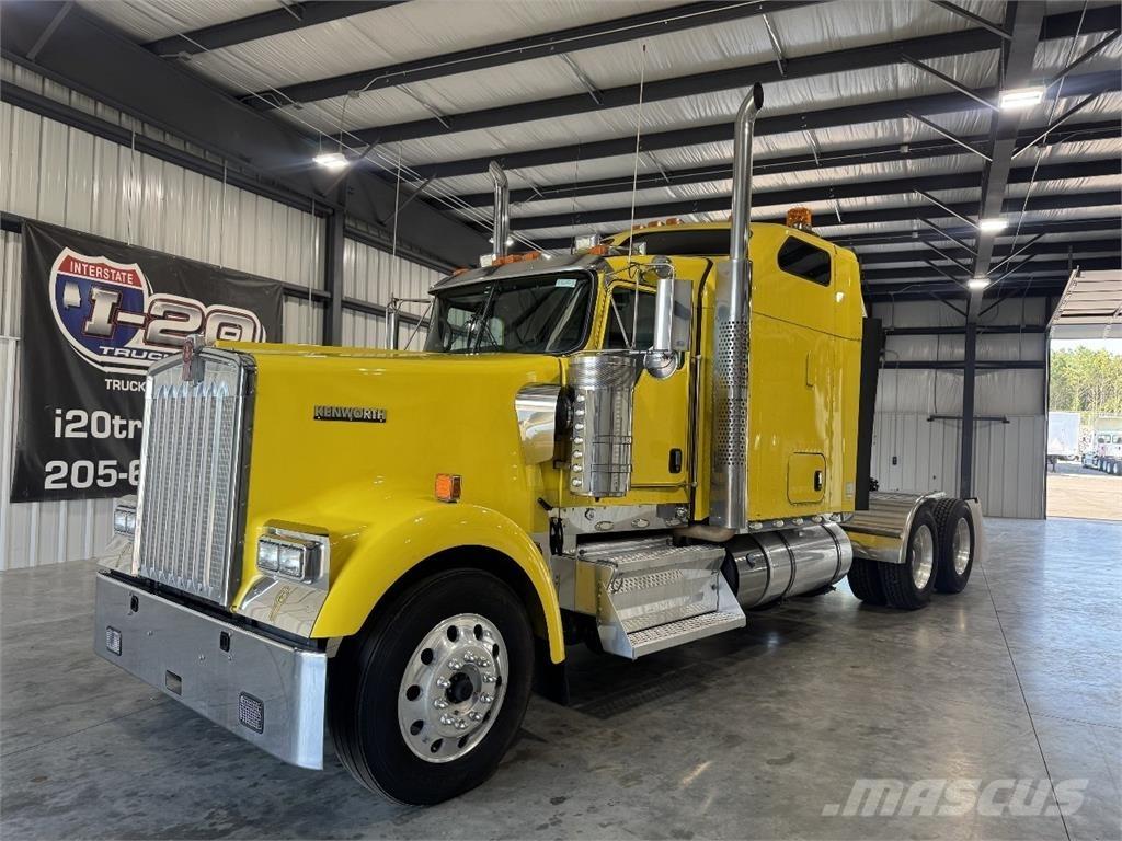 Kenworth W900L 曳引機組件