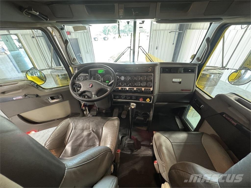 Kenworth W900L 曳引機組件