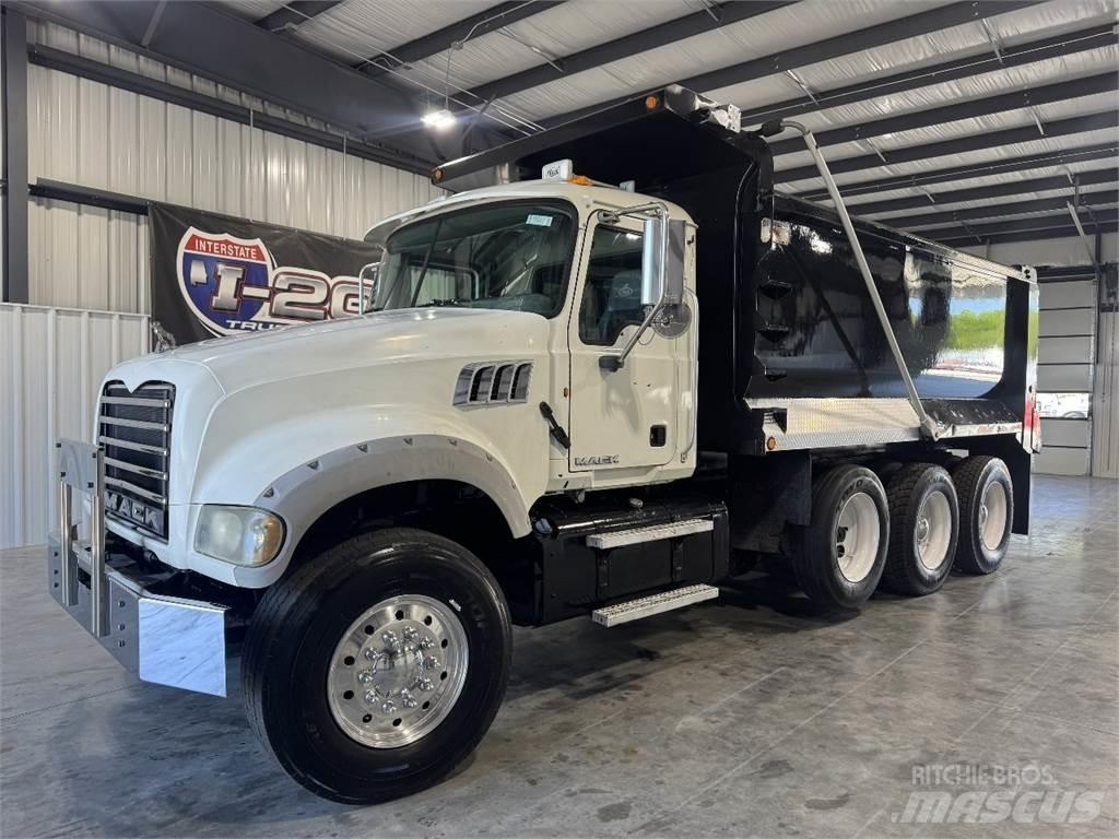 Mack GU713 傾卸式卡車