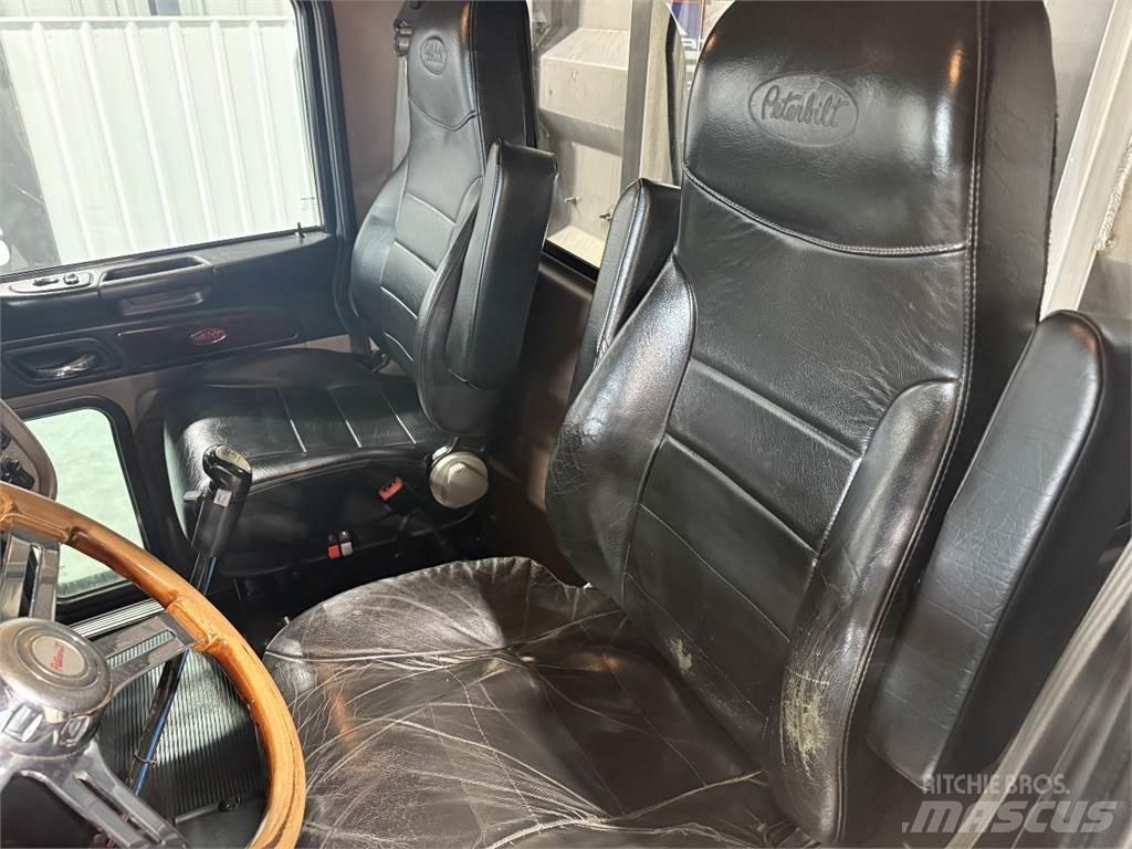 Peterbilt 389 曳引機組件