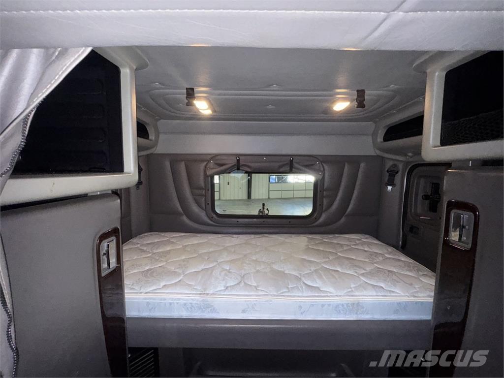 Peterbilt 389 曳引機組件