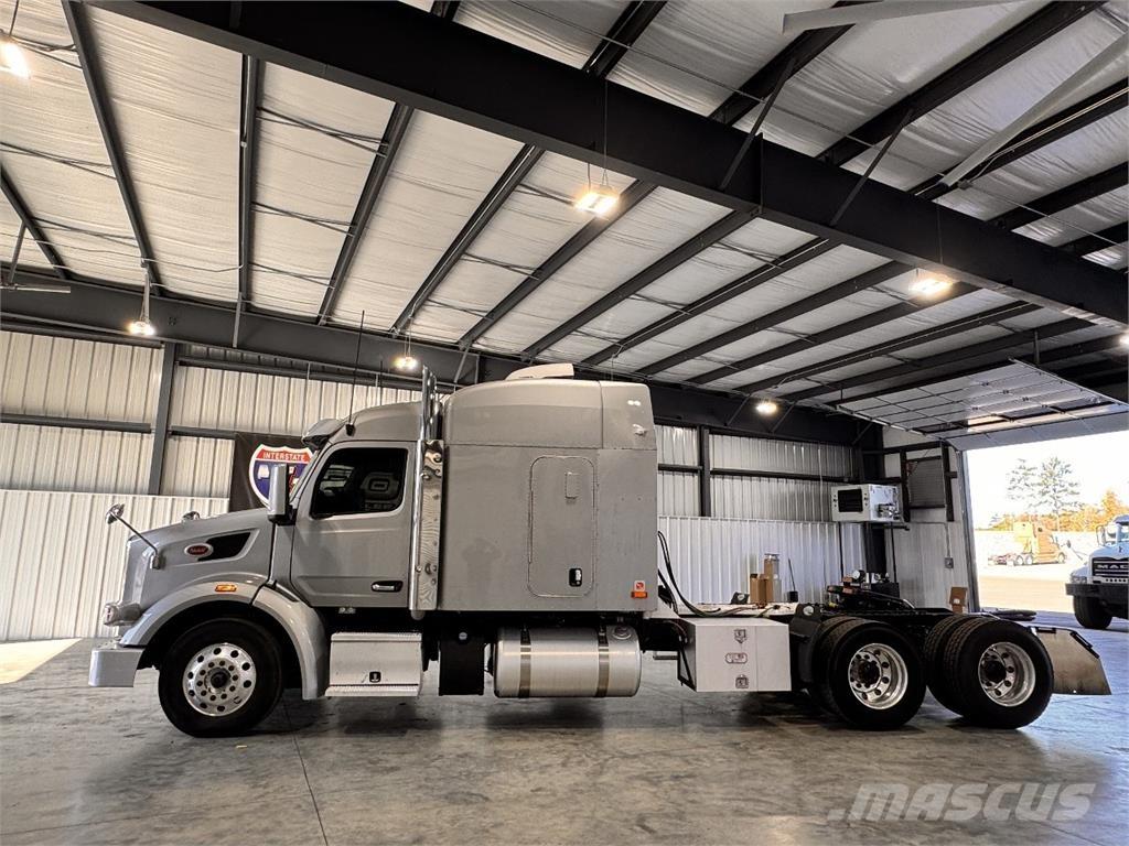 Peterbilt 567 曳引機組件