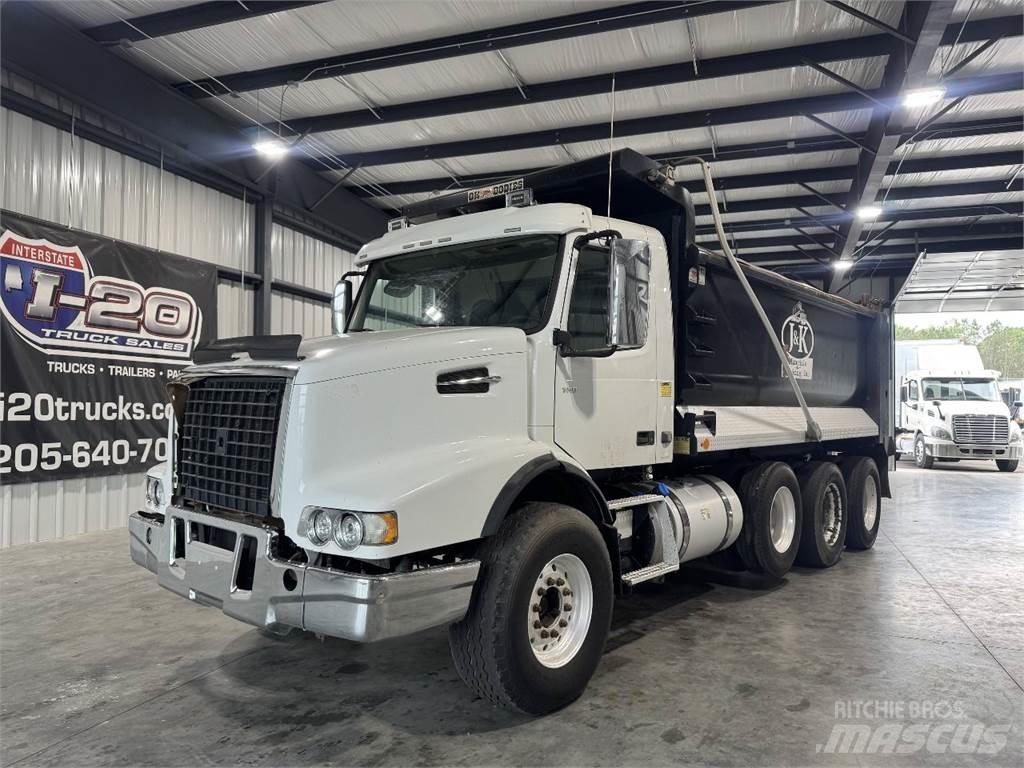Volvo VHD 傾卸式卡車