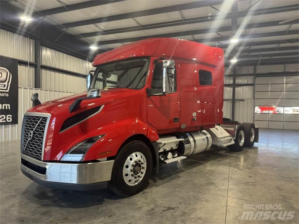 Volvo VNL64T740 曳引機組件