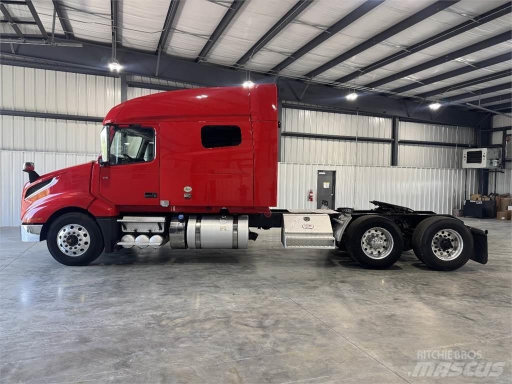Volvo VNL64T740 曳引機組件