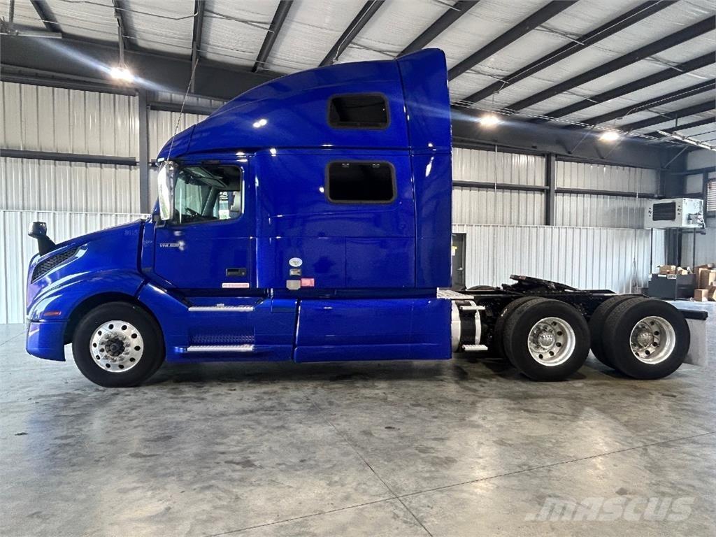 Volvo VNL860 曳引機組件