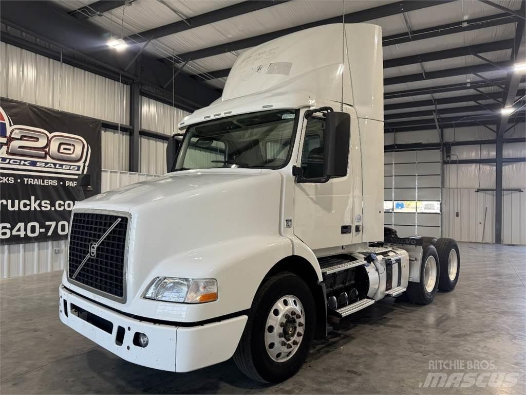 Volvo VNM64T200 曳引機組件