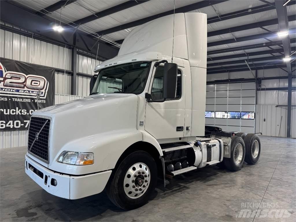 Volvo VNM64T200 曳引機組件