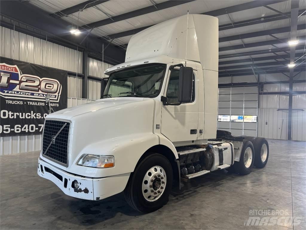 Volvo VNM64T200 曳引機組件