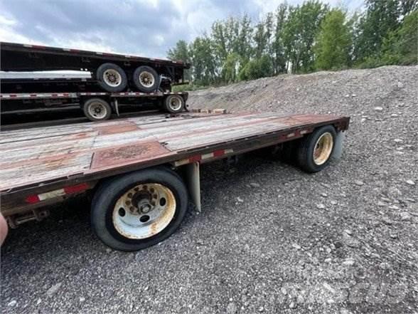 Dynaweld STEEL STEPDECK 地架式半拖車