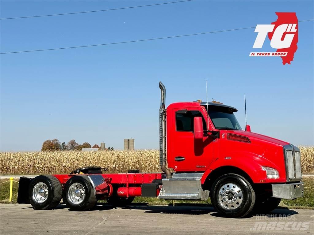 Kenworth T880 曳引機組件