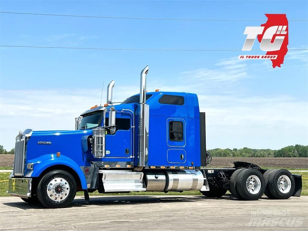 Kenworth W900 曳引機組件