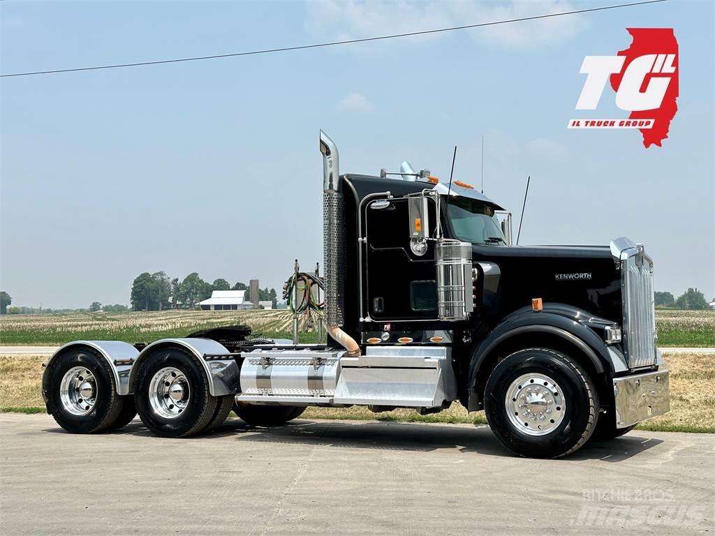 Kenworth W900 曳引機組件