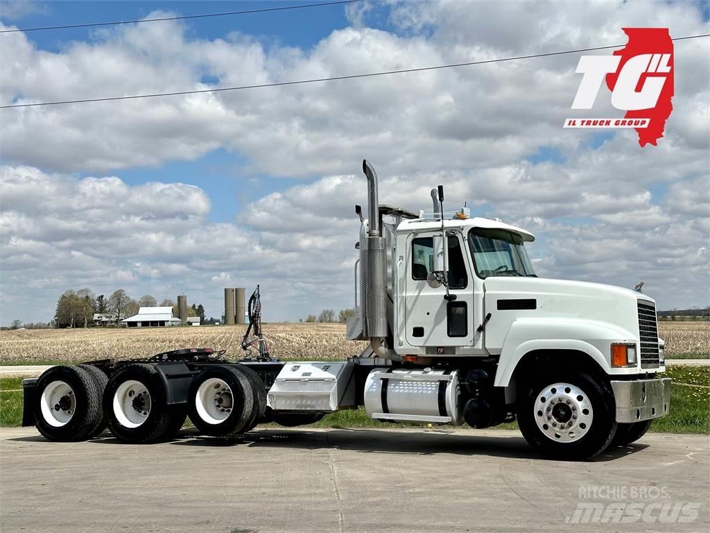 Mack CH613 曳引機組件