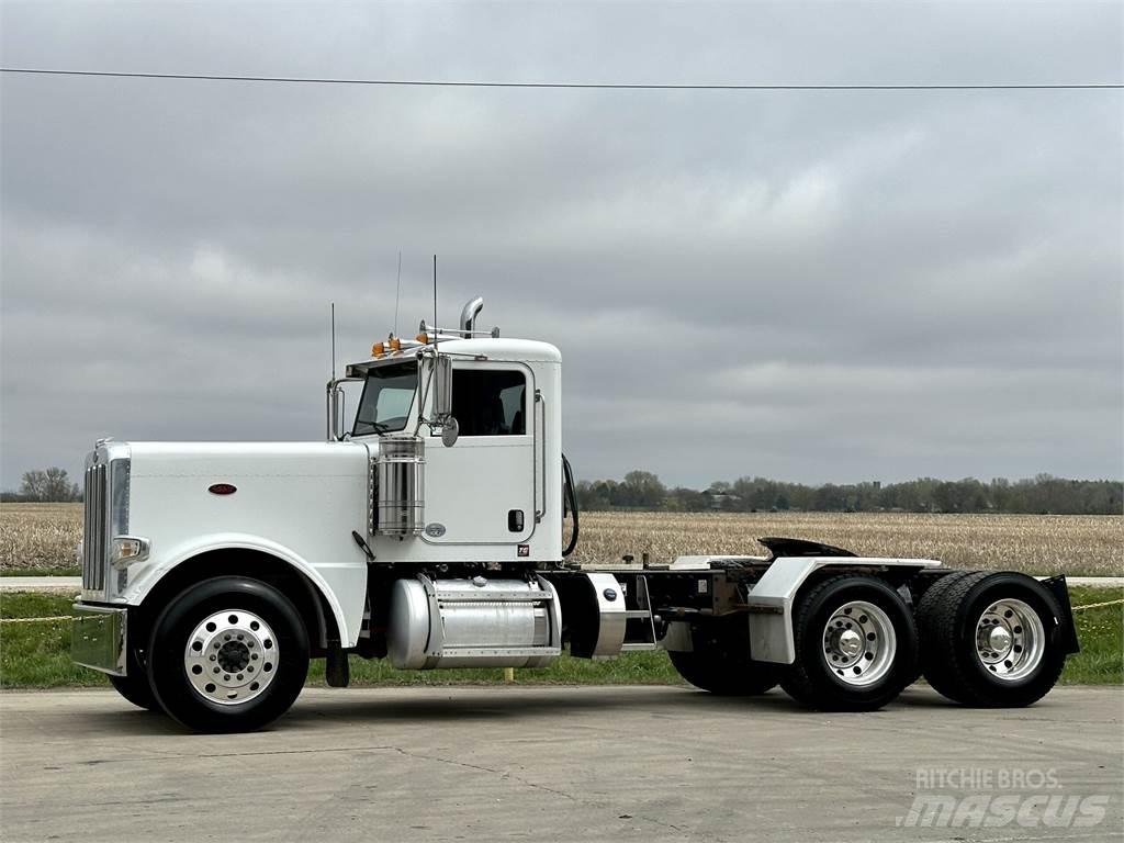 Peterbilt 389 曳引機組件