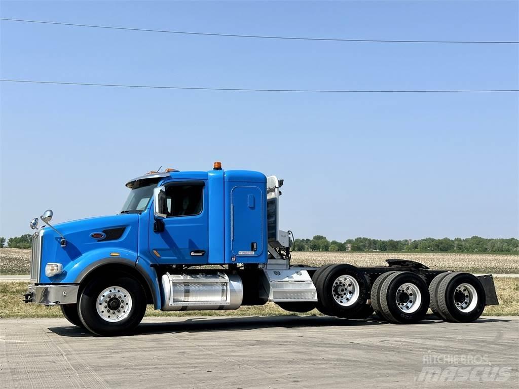 Peterbilt 567 曳引機組件
