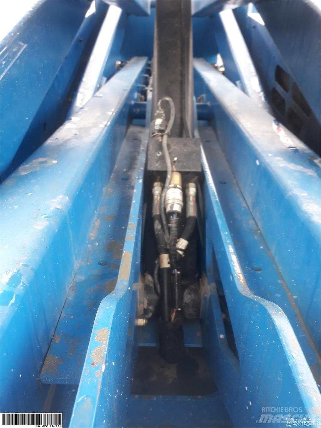 Genie GS3369RT 剪式升降機