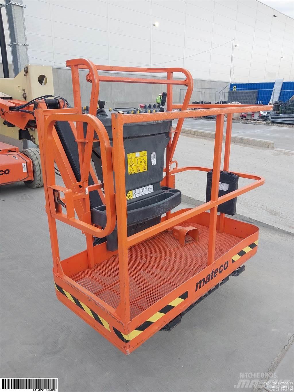 JLG E450AJ 曲臂高空作業車