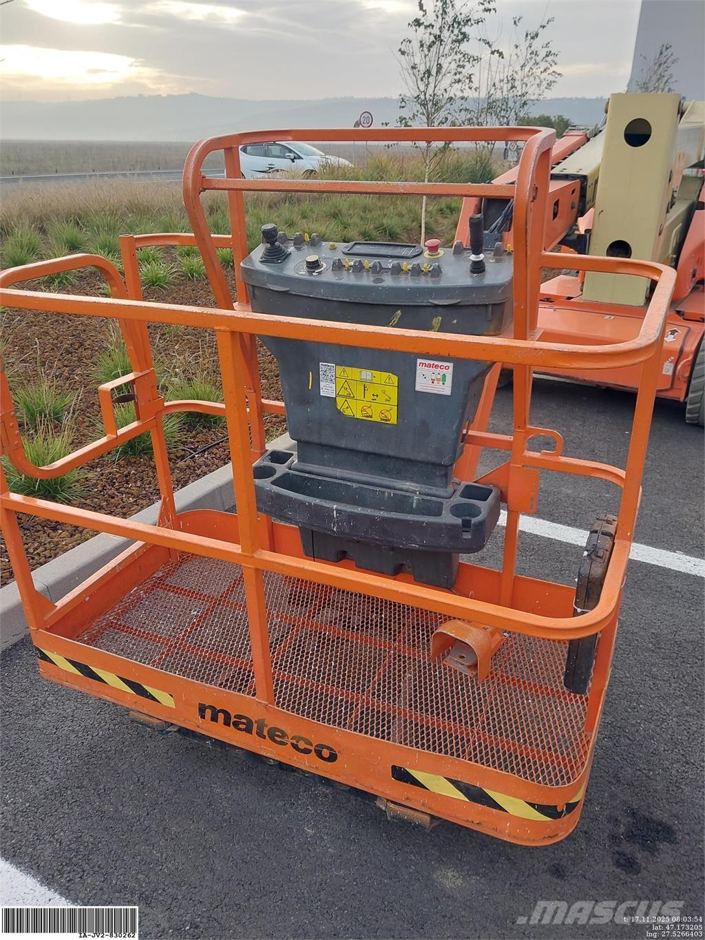 JLG E450AJ 曲臂高空作業車