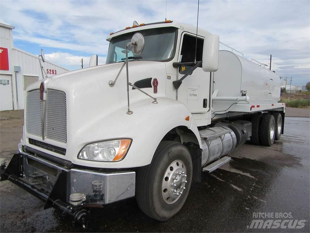 Kenworth T440 其他貨車