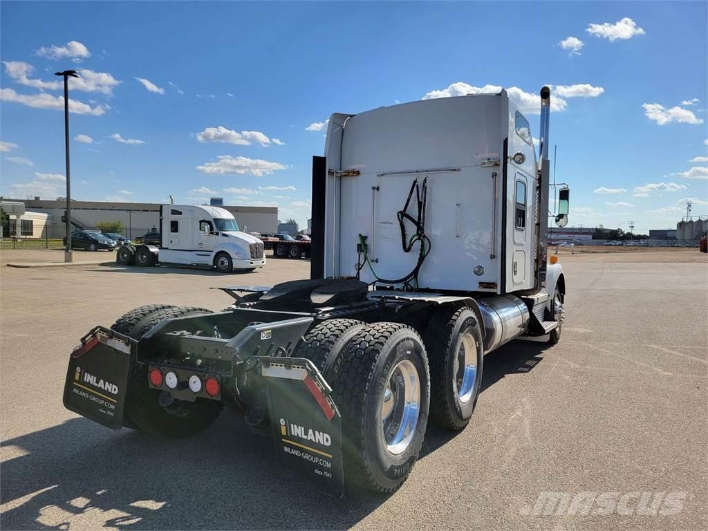 Kenworth T800 曳引機組件
