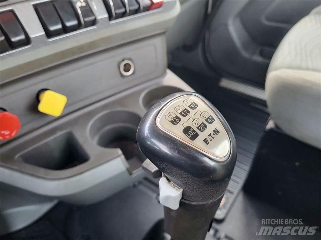 Kenworth T880 曳引機組件