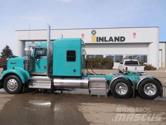 Kenworth W900 曳引機組件