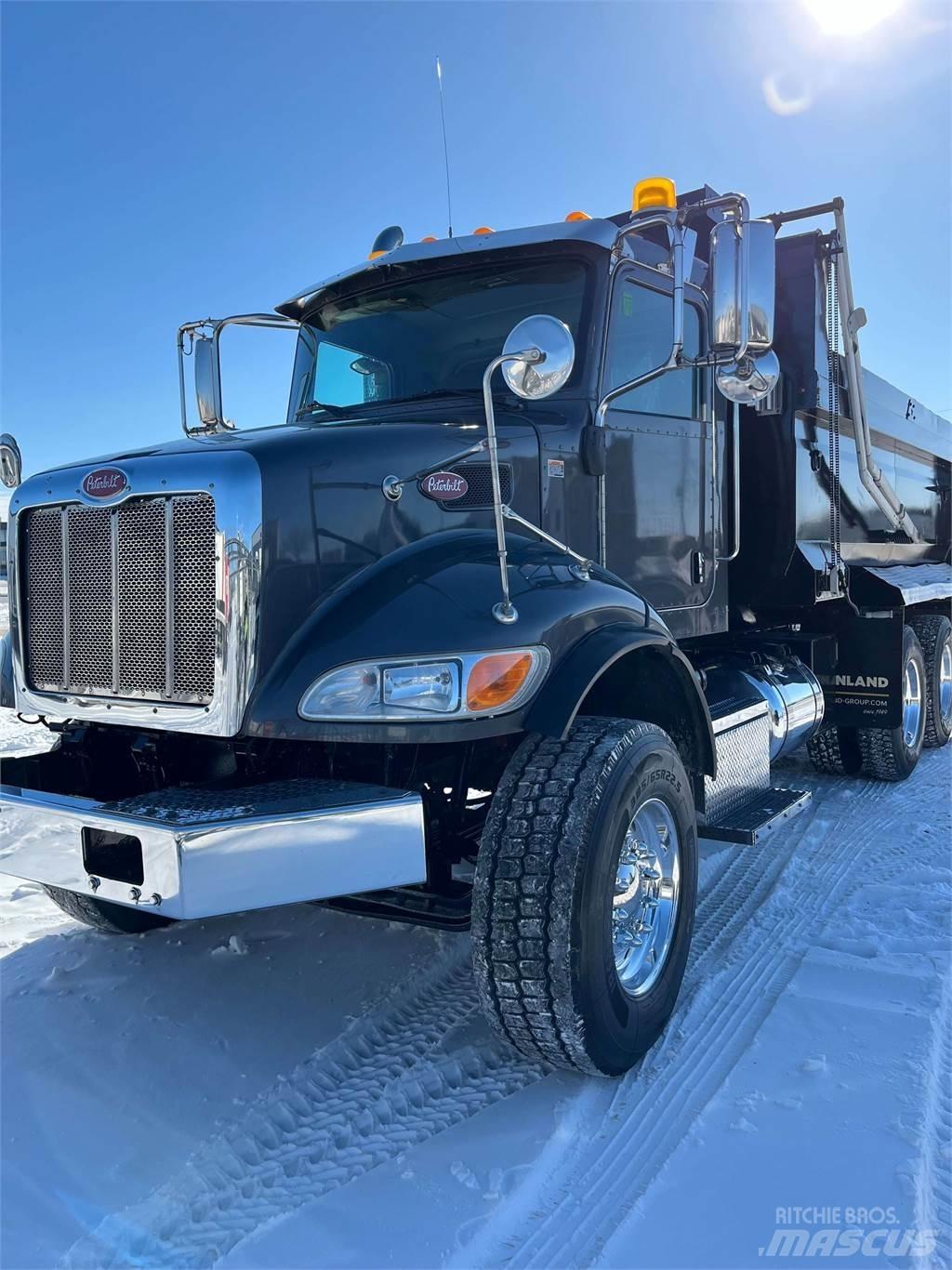Peterbilt 348 傾卸式卡車