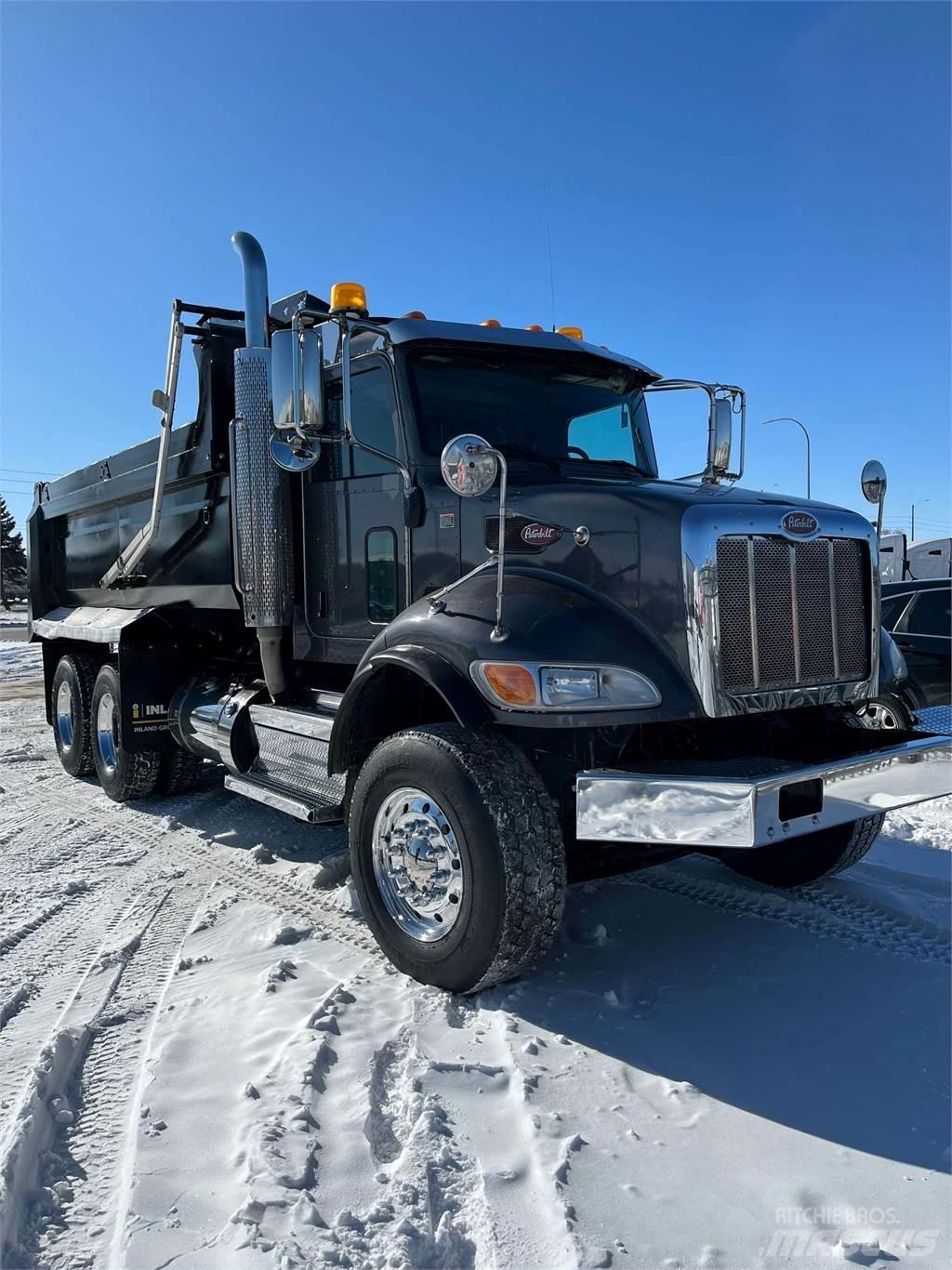 Peterbilt 348 傾卸式卡車
