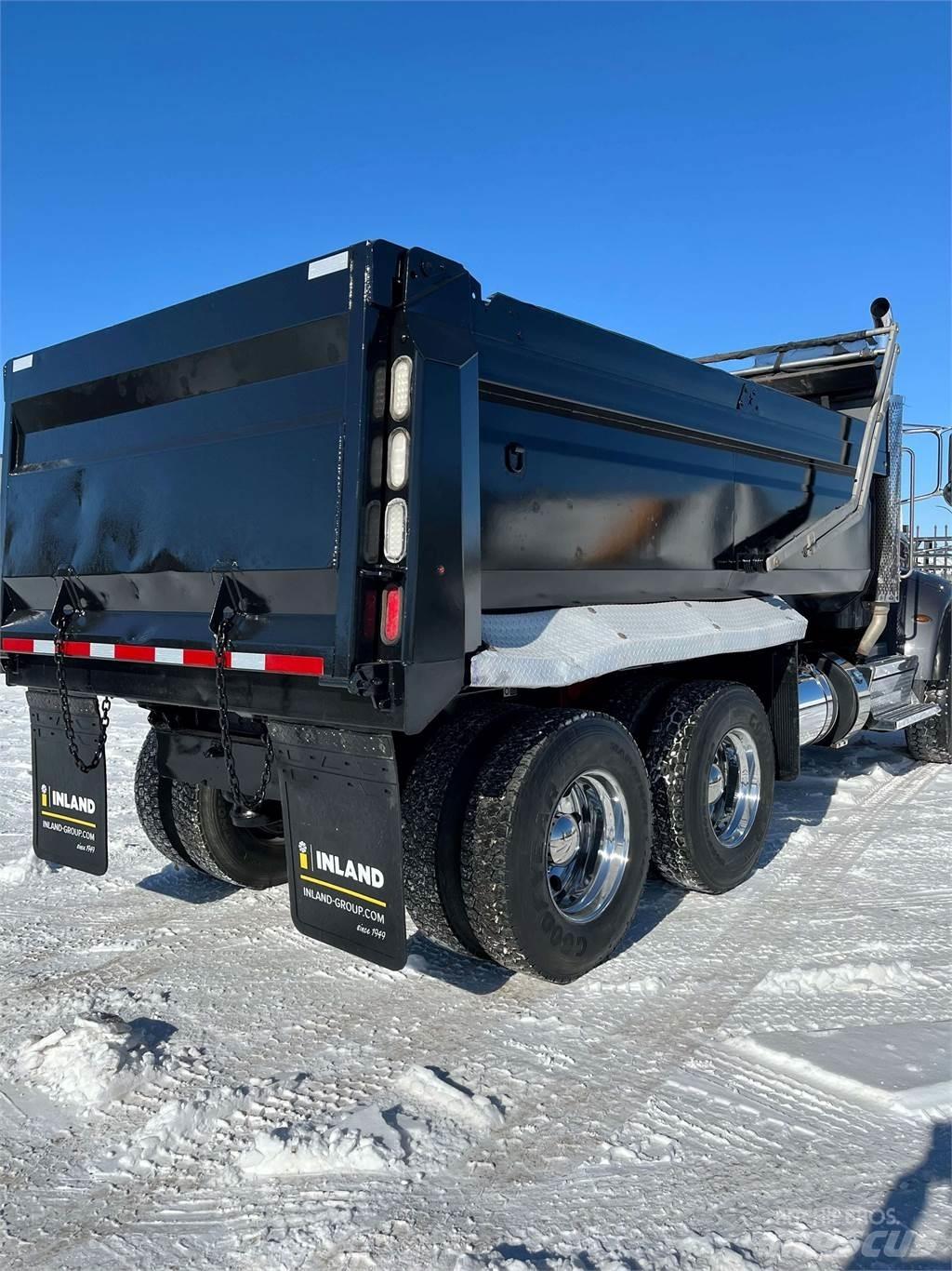 Peterbilt 348 傾卸式卡車