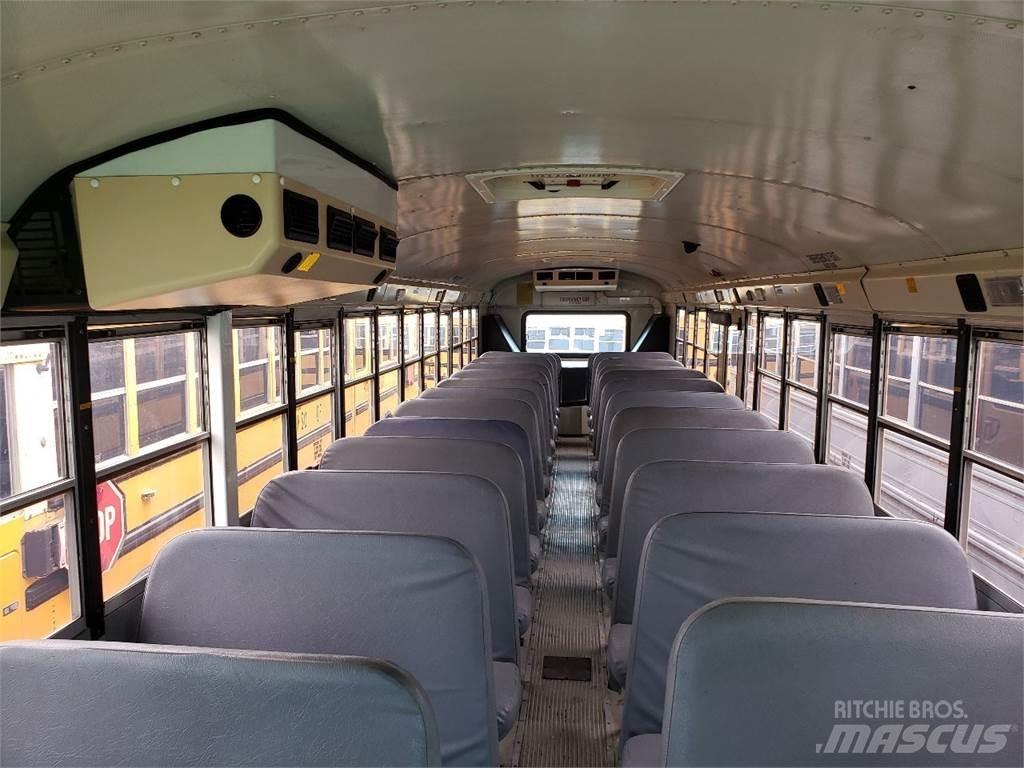 IC Bus 300 其他公車巴士