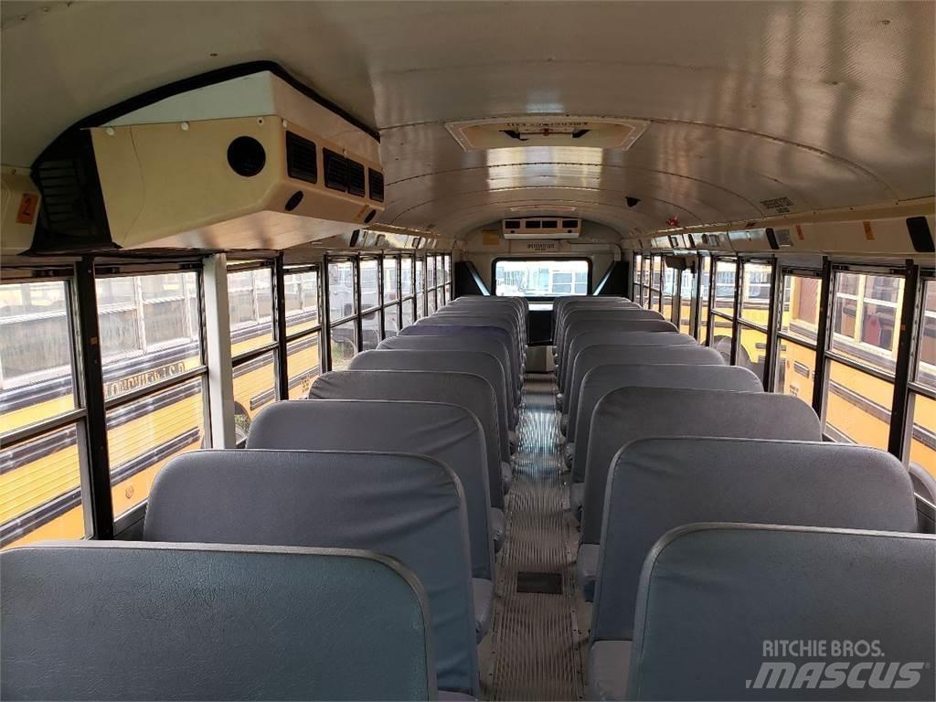 IC Bus 300 其他公車巴士