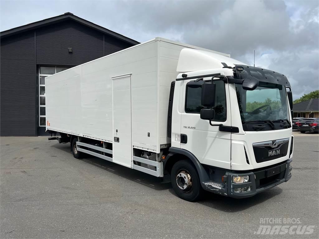 MAN TGL 12.220 貨箱式卡車