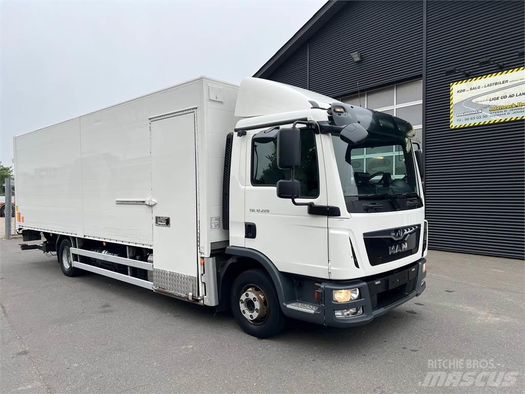 MAN TGL 12.220 貨箱式卡車