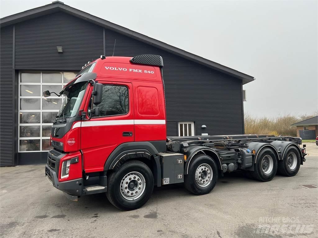 Volvo FMX540 Globe 起重可拆卸式卡車