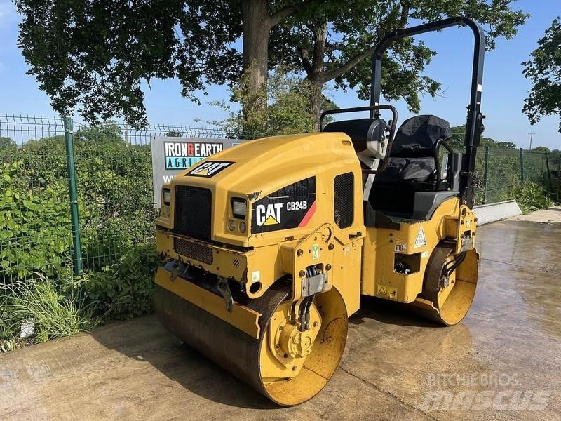 CAT CB24B Roller 雙輪滾壓機