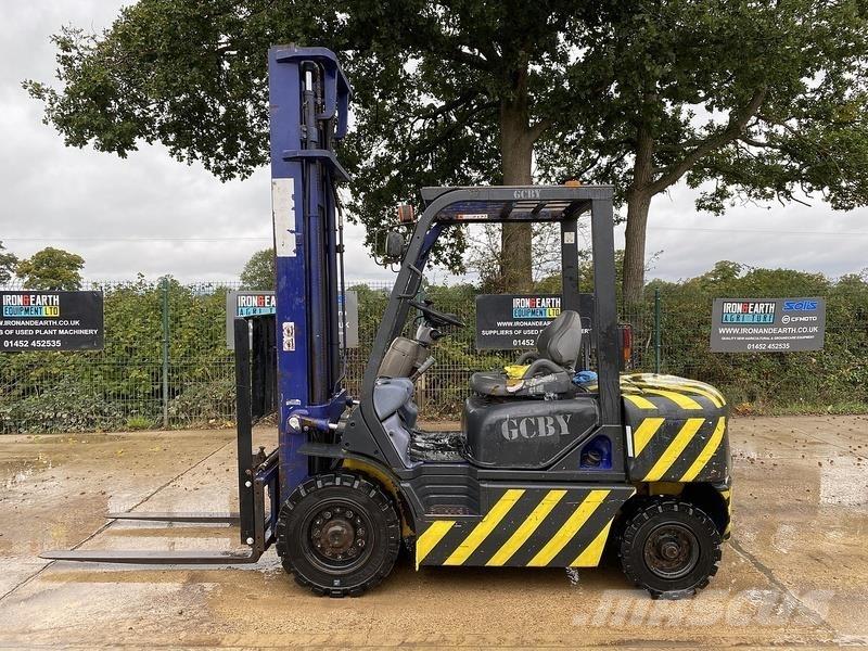 Komatsu FD25T-12 堆高機(叉車)-其他