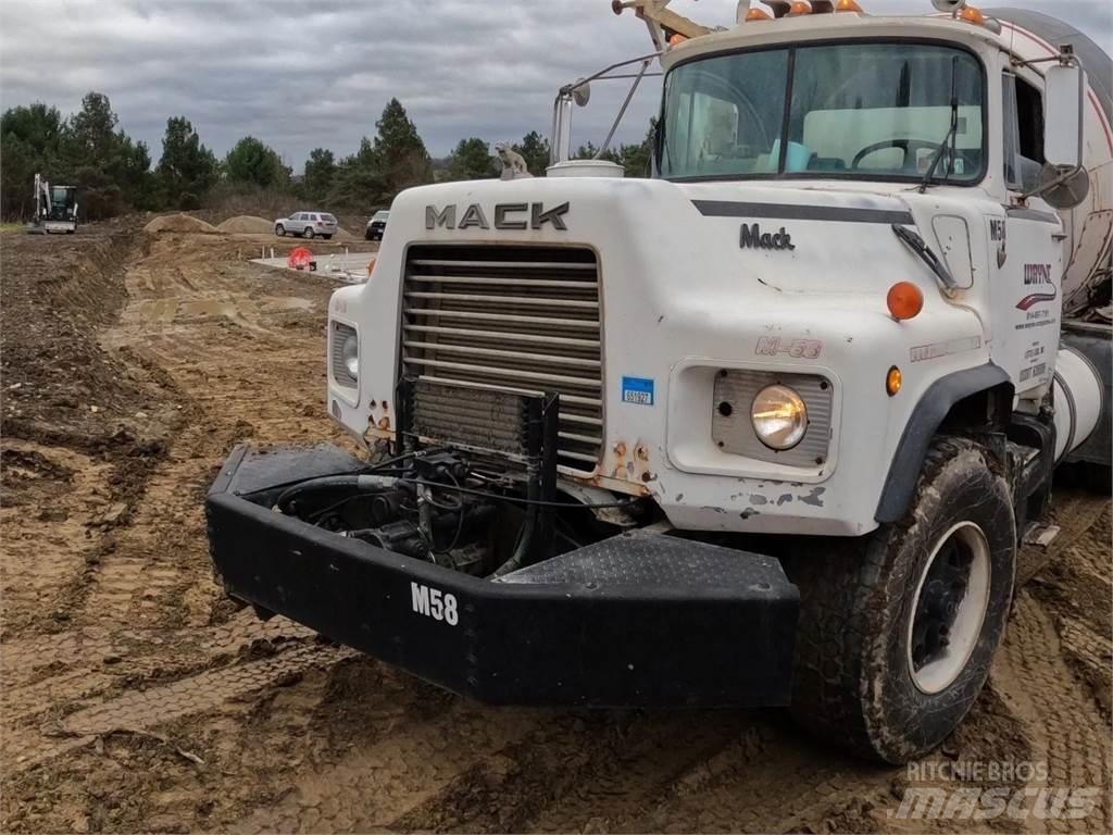 Mack DM690S 其他組件