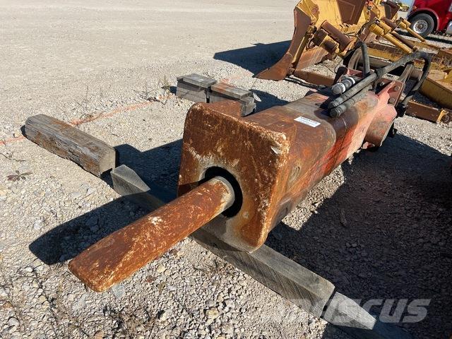 Allied 3288E 鐵鎚/碎石機