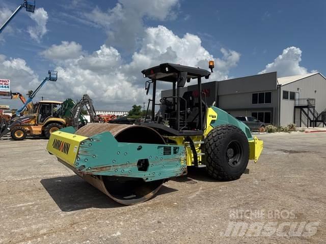 Ammann ARS 110 單輪滾壓機